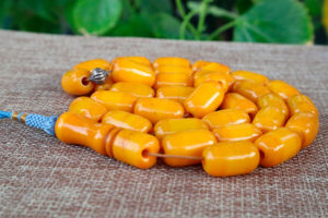 Read more about the article Vintage German Bakelite Rosary 