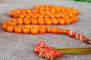 Read more about the article Vintage German Bakelite Beads