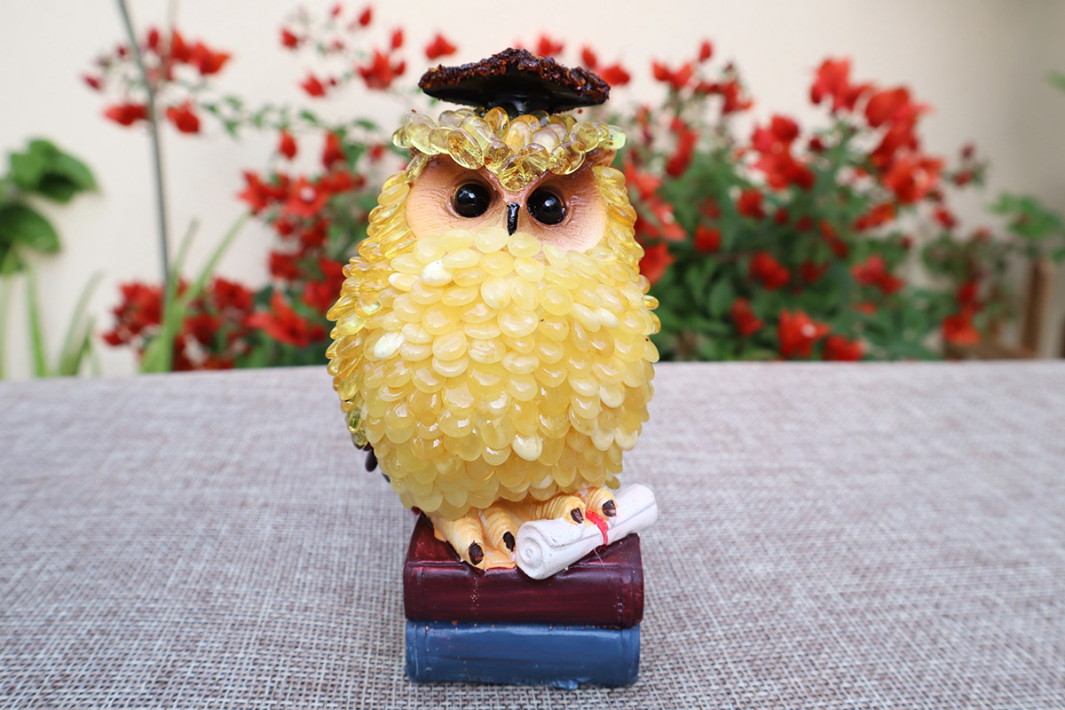 Figurine Owl encrusted with Baltic Amber